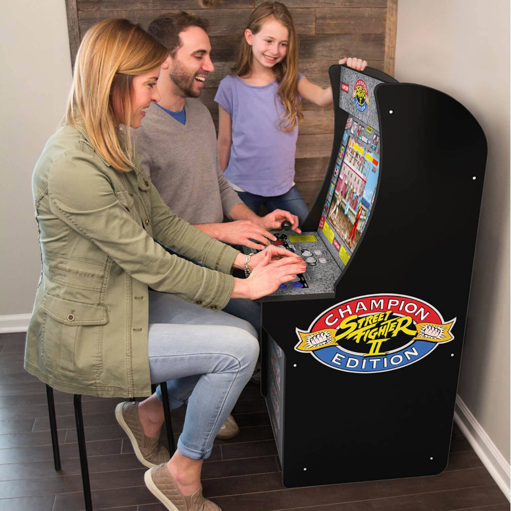 Street Fighter II Arcade Cabinet L198959