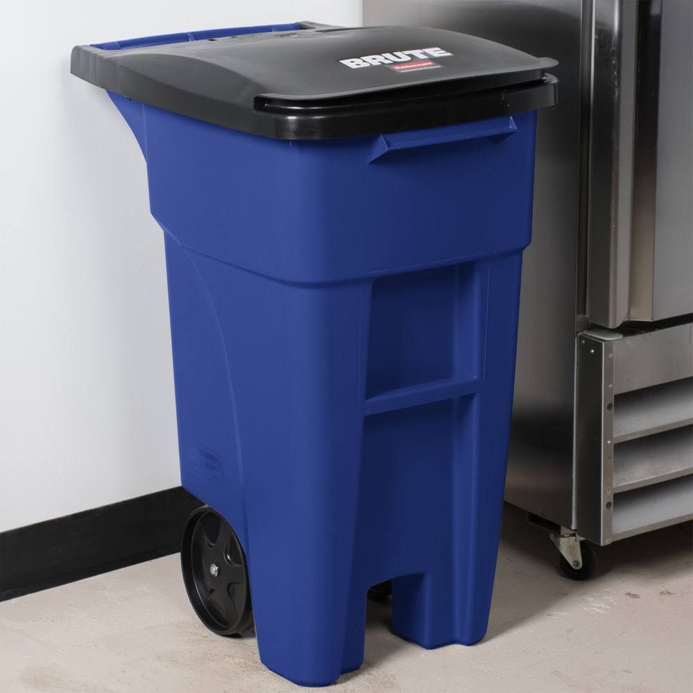 32 Gallon Gray Rollout Trash Container with Lid G93072