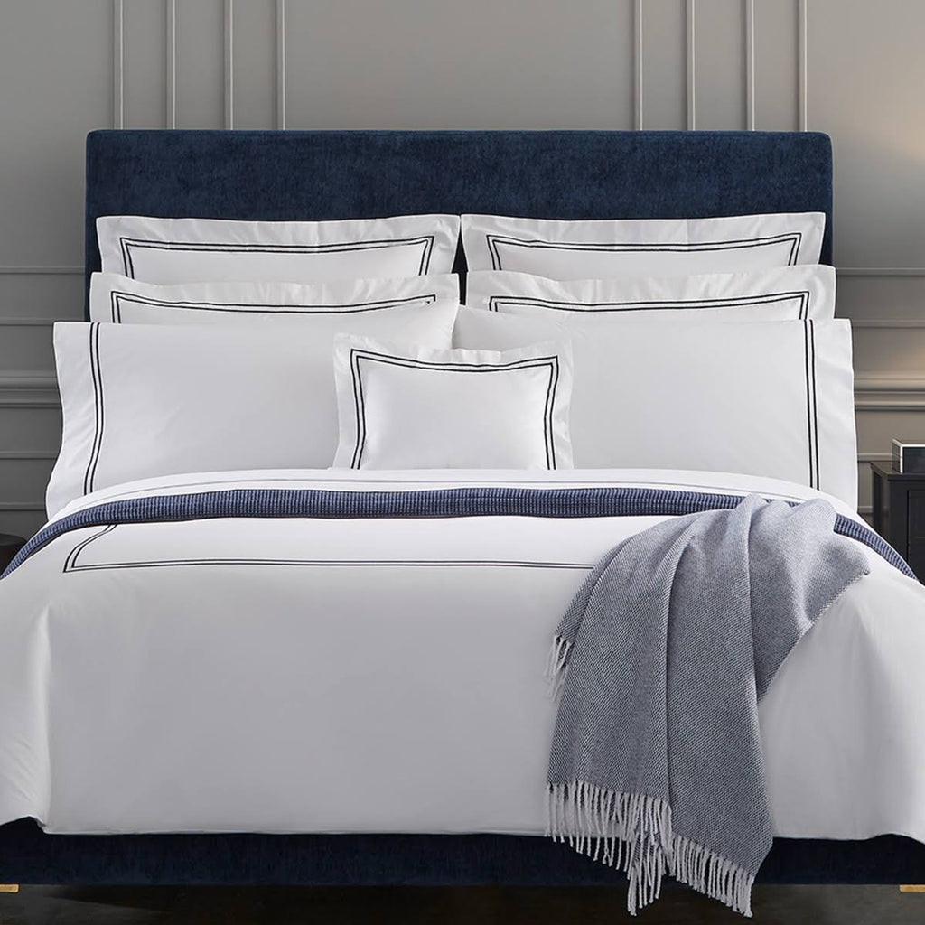 Full/Queen White/Blue Duvet Cover W3406