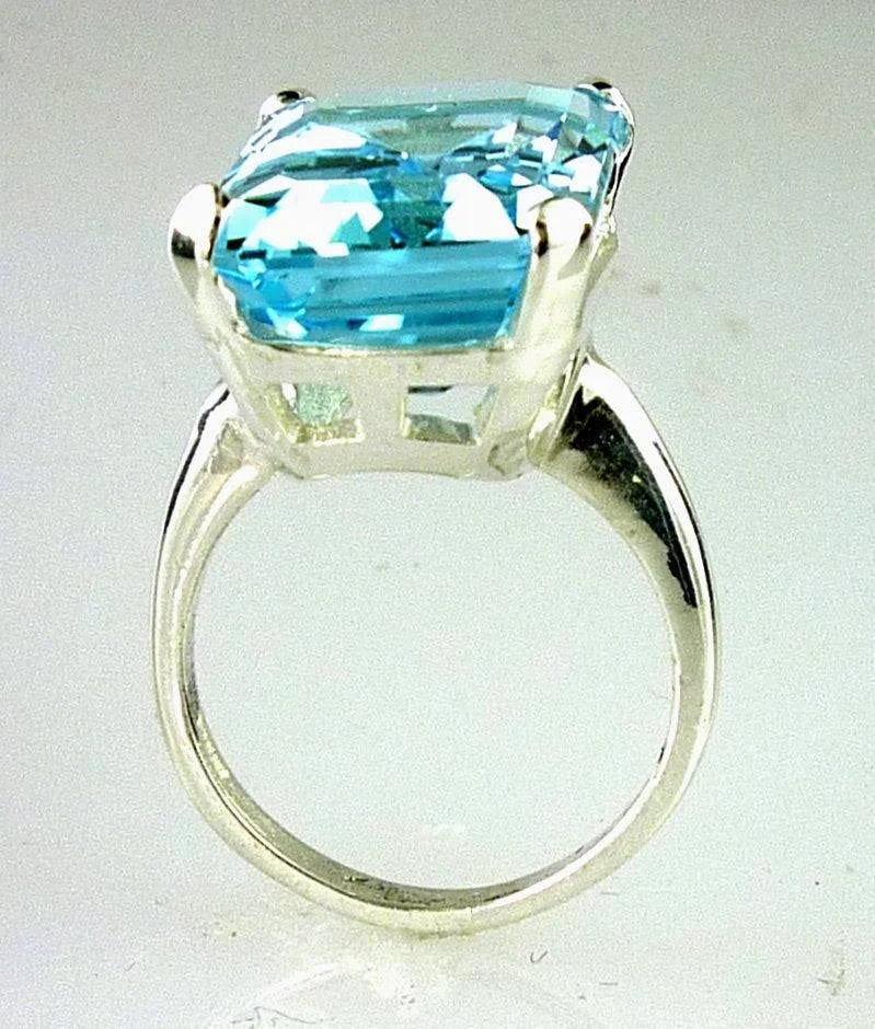 Emerald Cut Blue Topaz Ring 925 Sterling Silver 17.95 Carats D4983