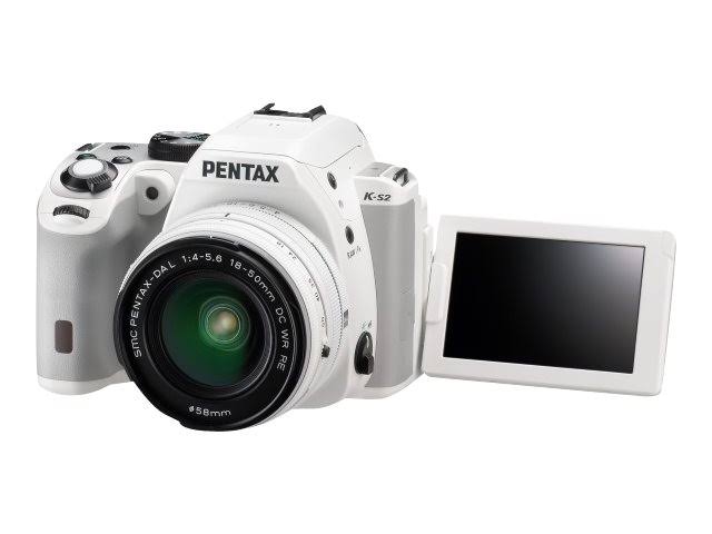 White Digital SLR Camera with Lens V254969