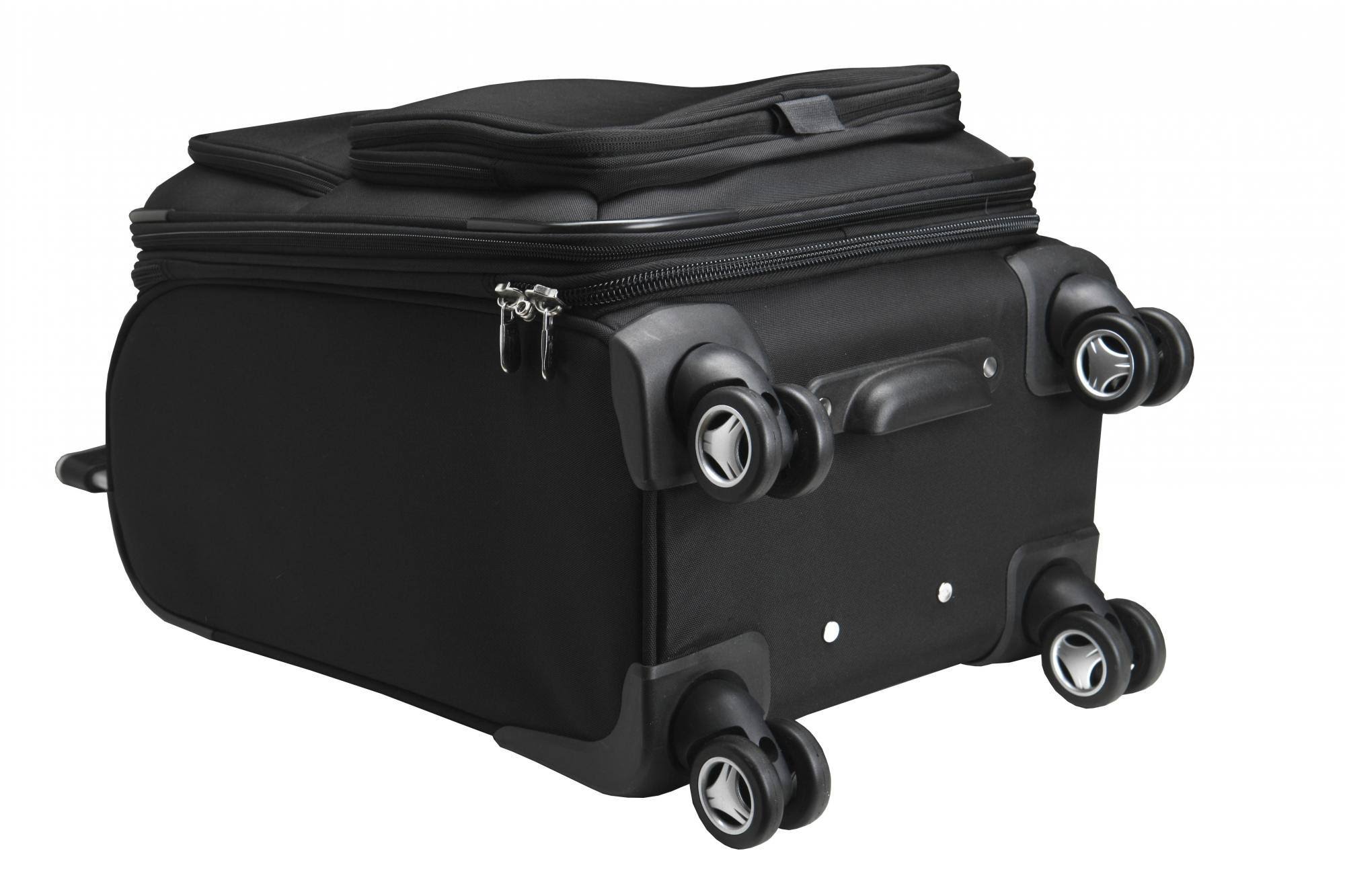 Black 20x22 Spinner Carry-On L596
