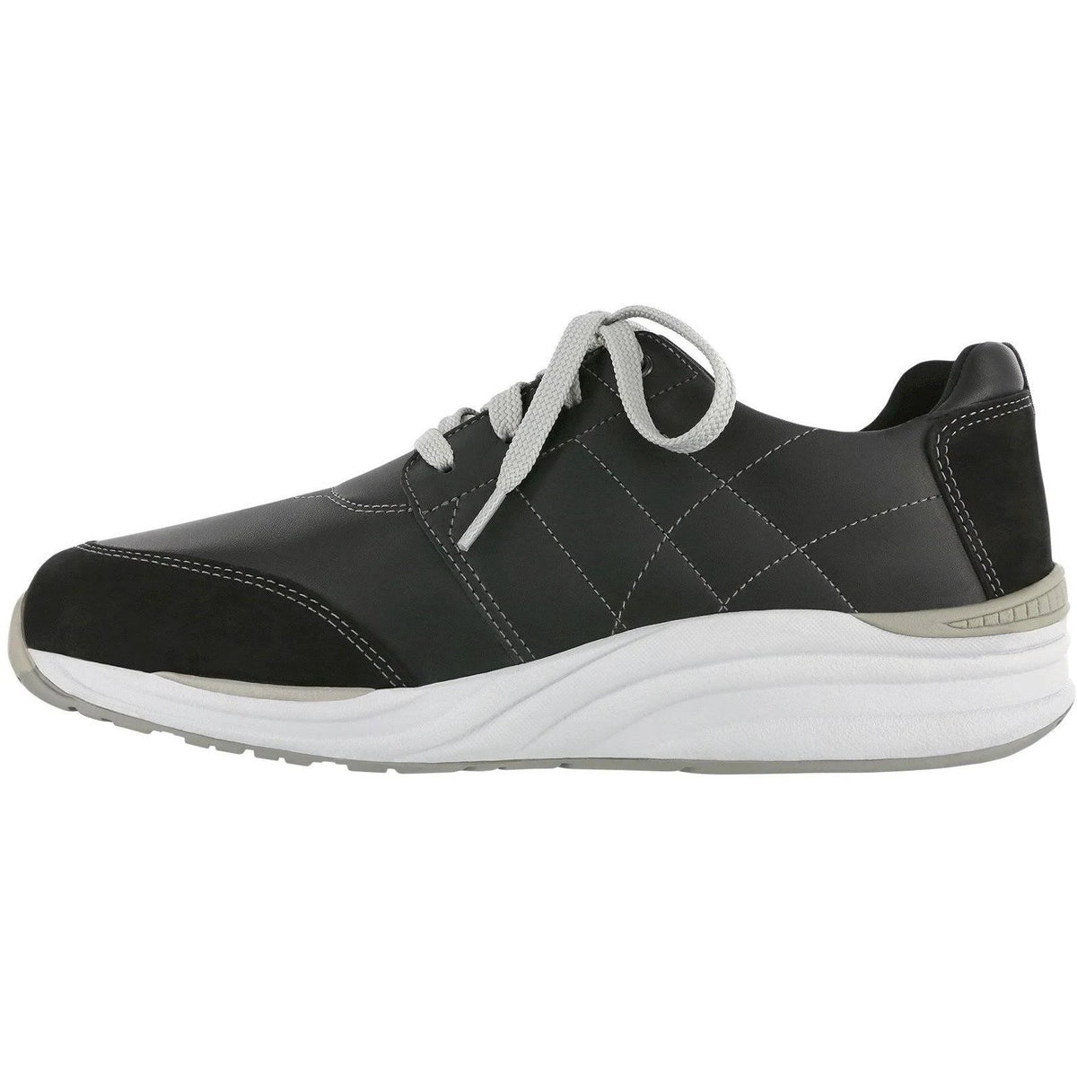 Venture Black Shoes H967