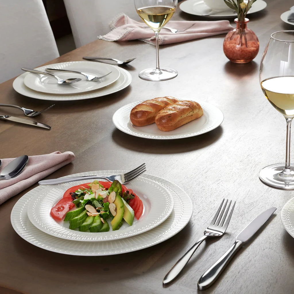 20 Piece Flatware Set, Service for 4 F593