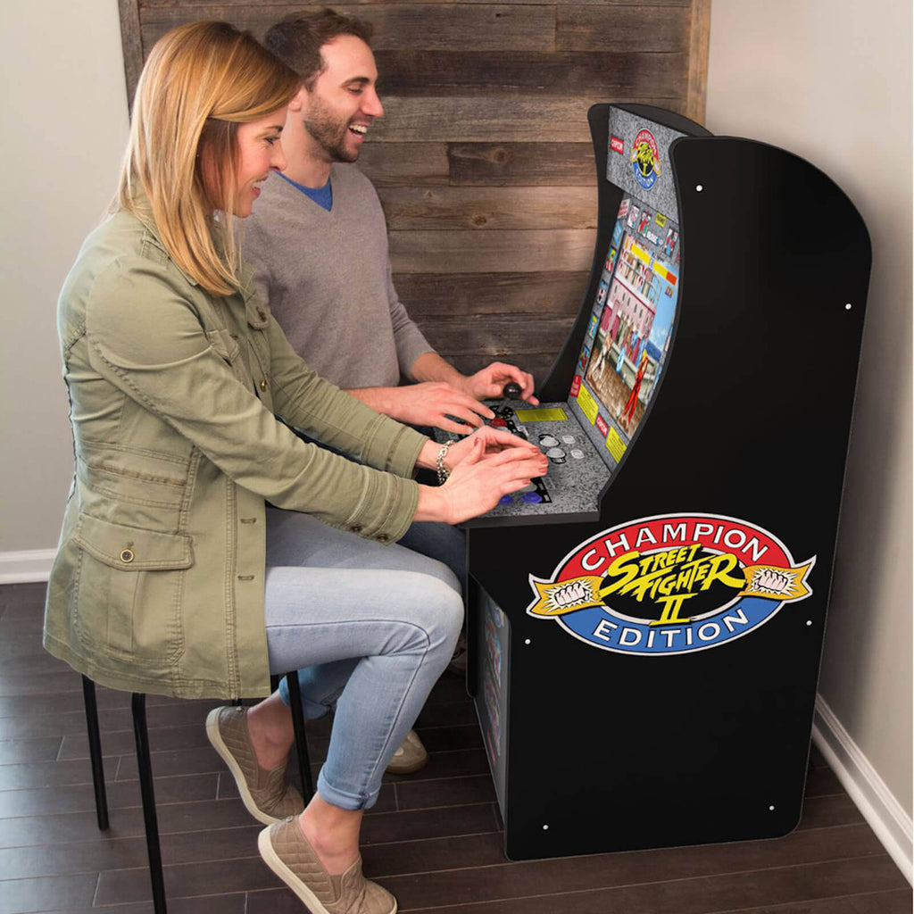 Street Fighter II Arcade Cabinet L198959