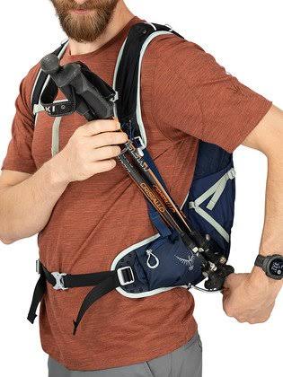 Cosmic Red Talon 11 Backpack U737562
