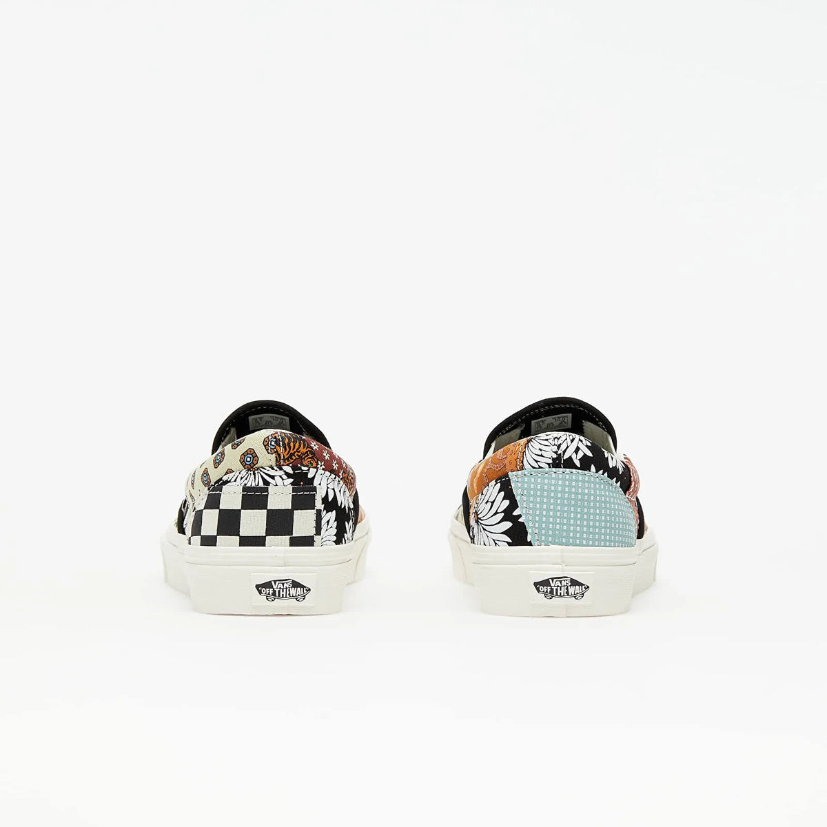 Black/True White Slip-On Shoes E650