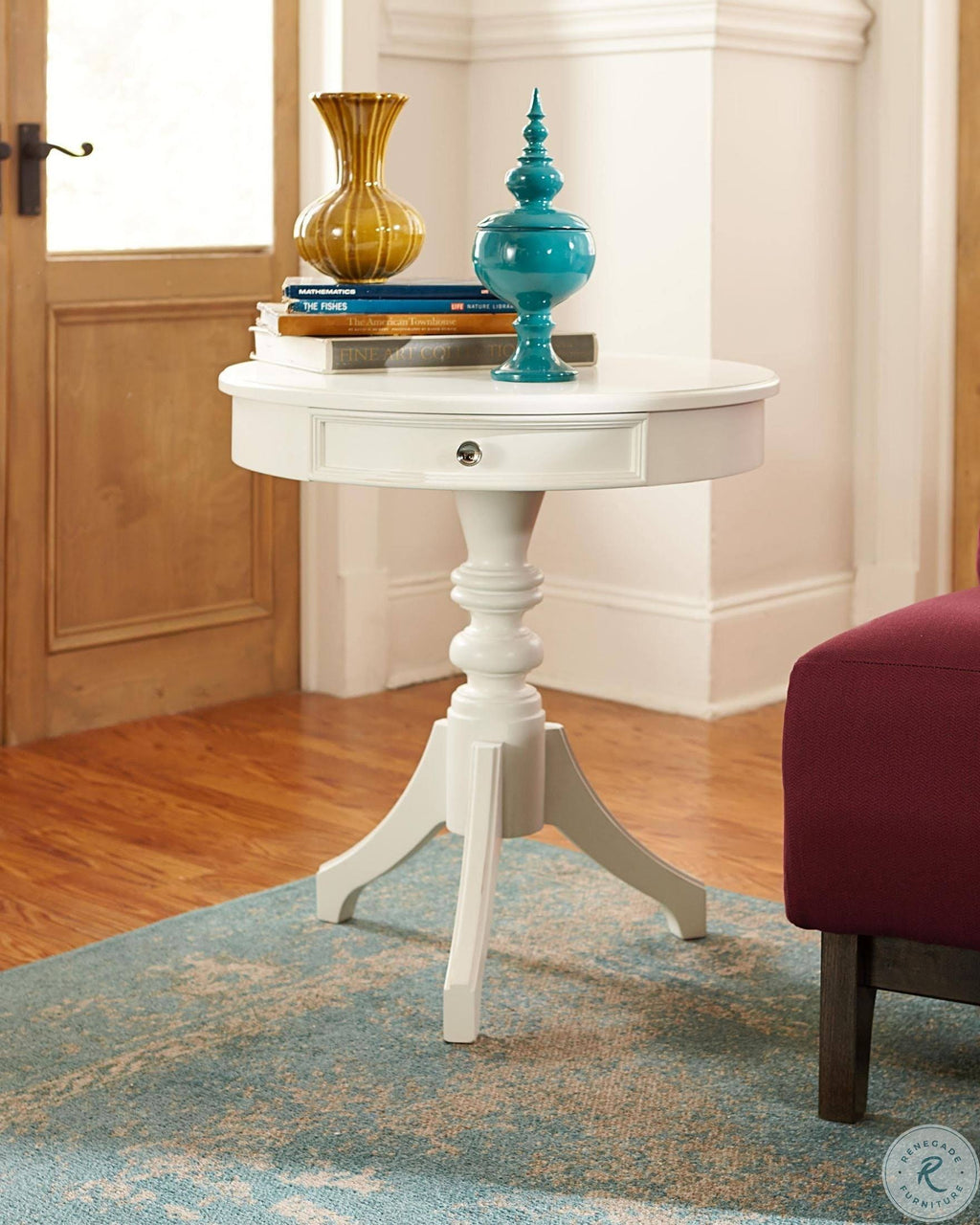 White Round Accent Table U45402