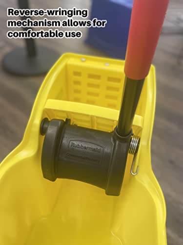 31 QT Yellow Mop Bucket and Wringer Combo on Wheels Q854221