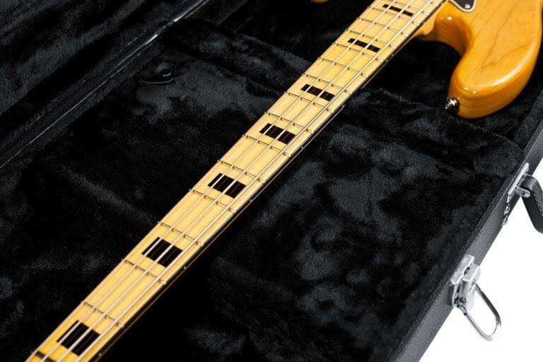 Hardshell Wood Bass Case R77041