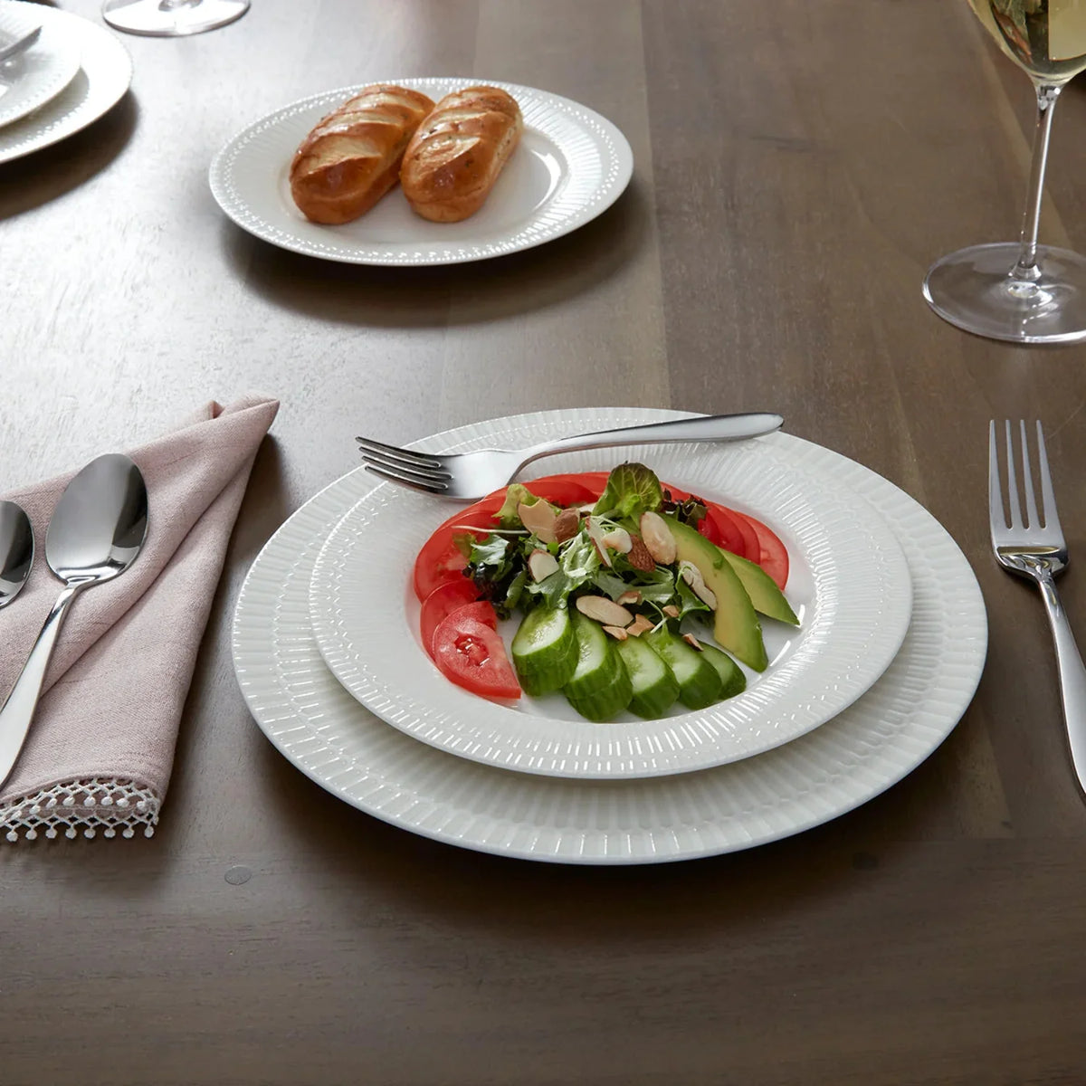20 Piece Flatware Set, Service for 4 F593