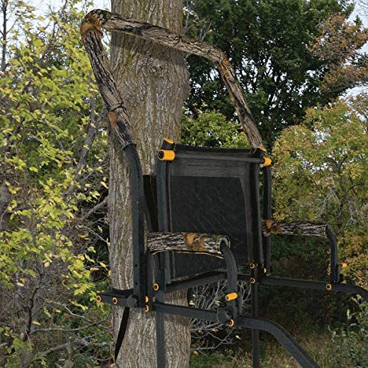 Black 20 Foot 1 Person Ladder Tree Stand X3598