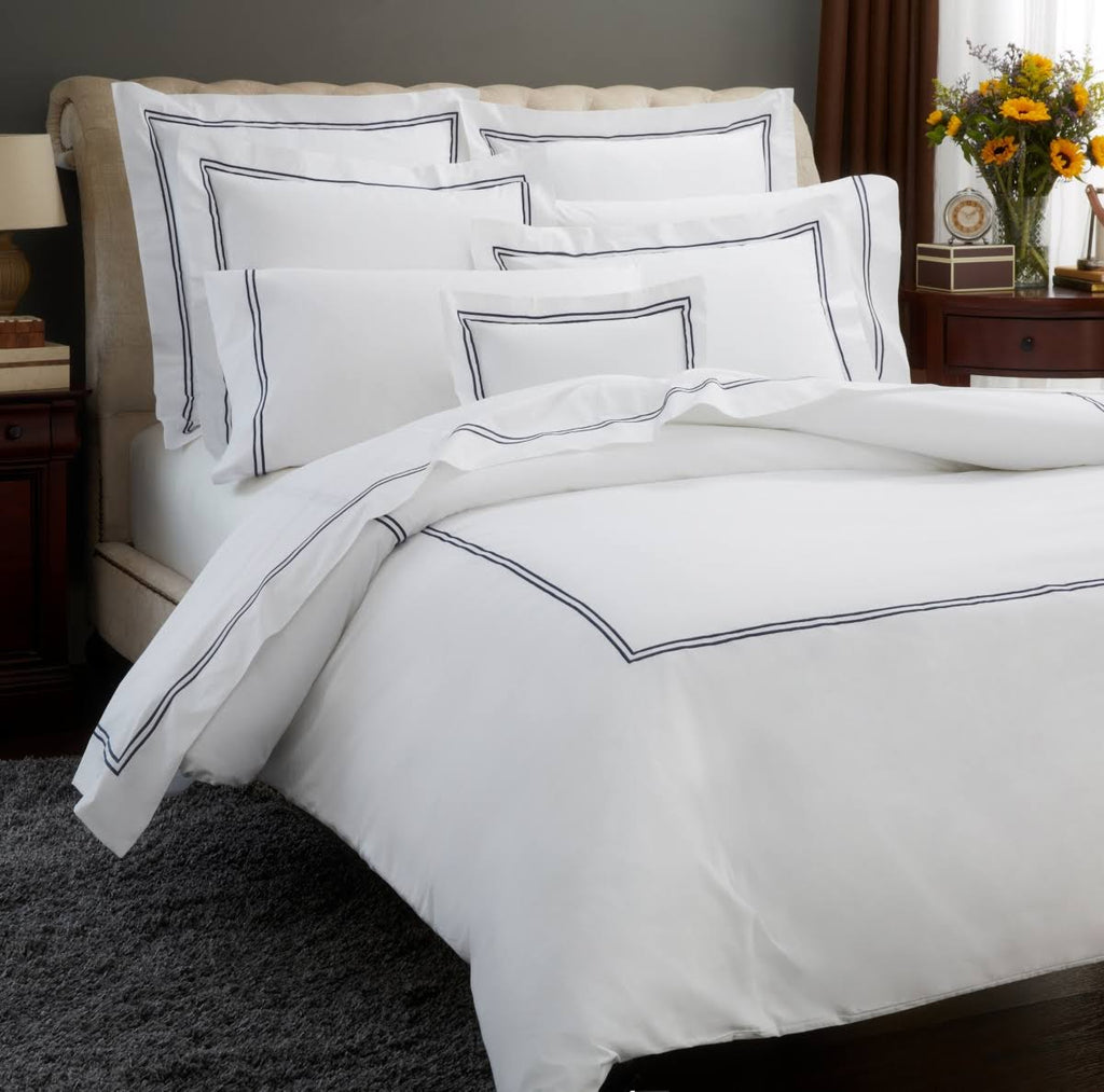 Full/Queen White/Blue Duvet Cover W3406