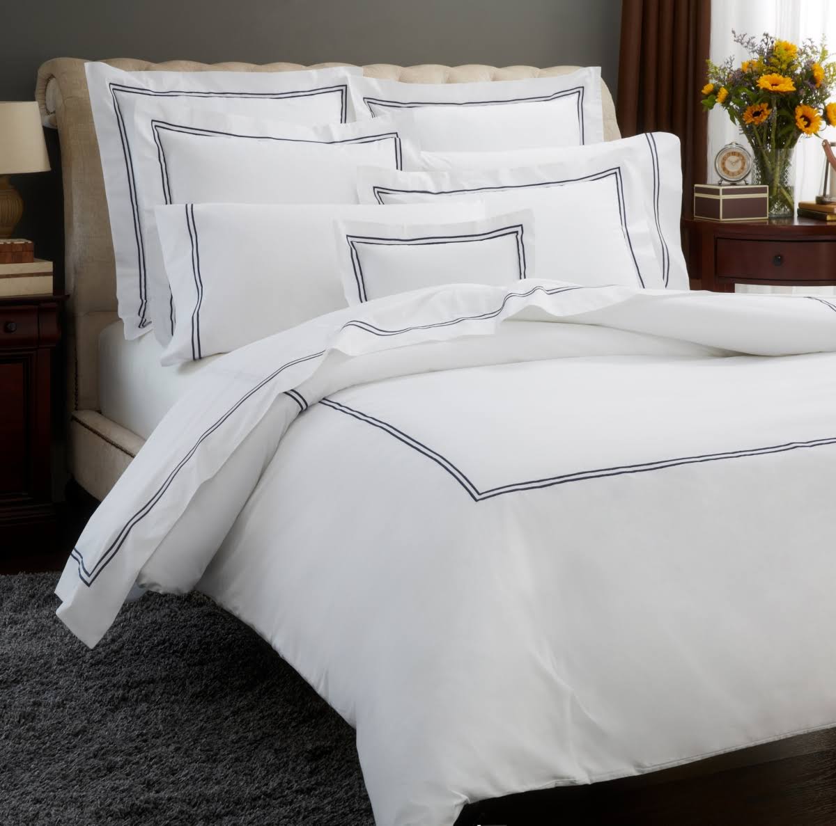 Full/Queen White/Blue Duvet Cover W3406