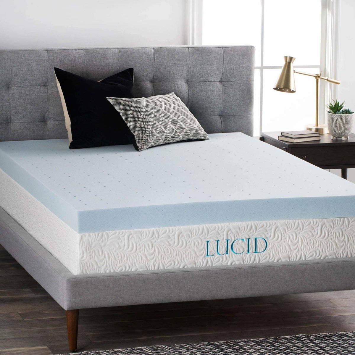 Queen Gel Memory Foam Mattress Topper H297